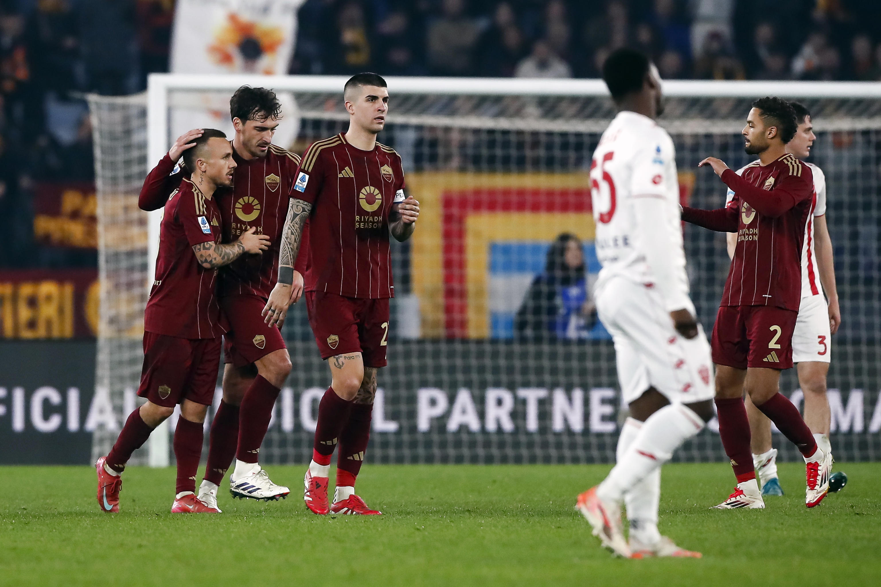 意甲豪门球队在国际赛场上演精彩对决