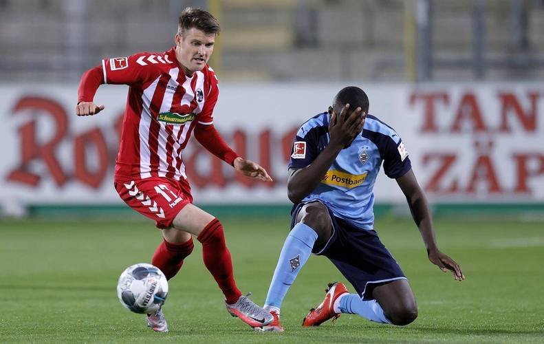 包含门兴格拉德巴赫客场惨败，欧战资格渐行渐远的词条